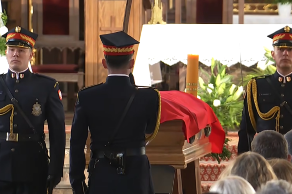 pogrzeb Łukasza Litewki – Pogrzeb Łukasza Litewki: uroczystości państwowe w Sosnowcu od 13:30